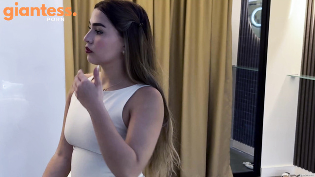 Giantess Gabriella Crush
