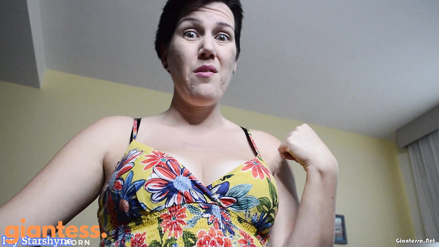 Ivystarshyne - Shrunken Stepbrother On Vacation Enjoy Giantess Company In Her Panties
