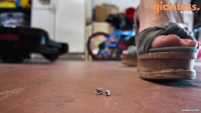 WorldUnseenFilms - Lost Earring In Garage: Micro Man Can't Escape Part 2