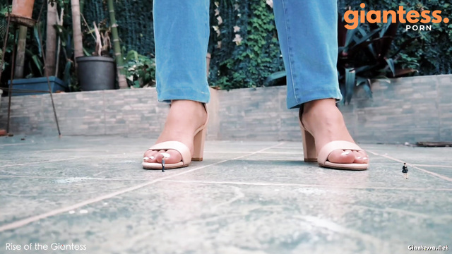 Rise Of The Giantess - Huge Latina Girl Serena Sweep Them All: Tiny Man Beneath Her Feet