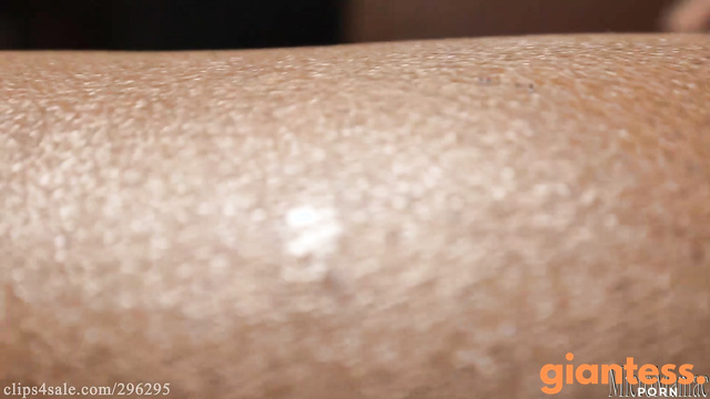 MicroMania - Ebony Goddess Legs: Smashing All The Micro Bugs In Their Path
