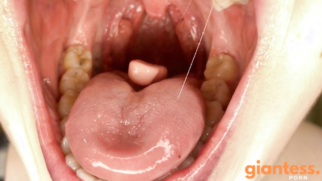 Shye White Vore