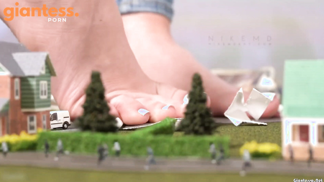 Nikemd - Dakota Fade: Attack Of The Giant, Crazy Ex Destroys Her Tiny Boy In Horny Rage