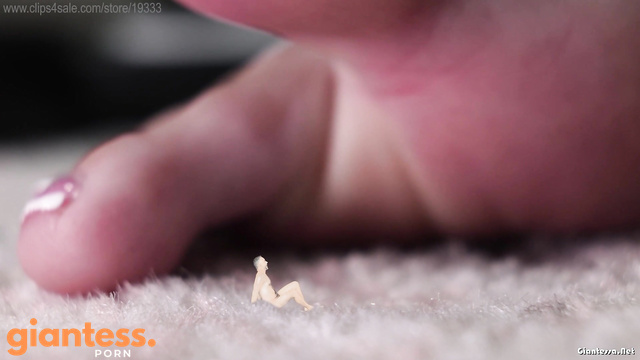 GSFCreator - Tyler Lynn Failure: She Accepts A Shrunken Man Worshipping Her Bare Feet