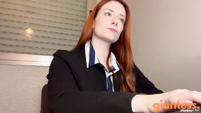 Evelyn Jade - Tiny Living On Stepmommy's Pantyhose: Busy Redhead Giantess Control