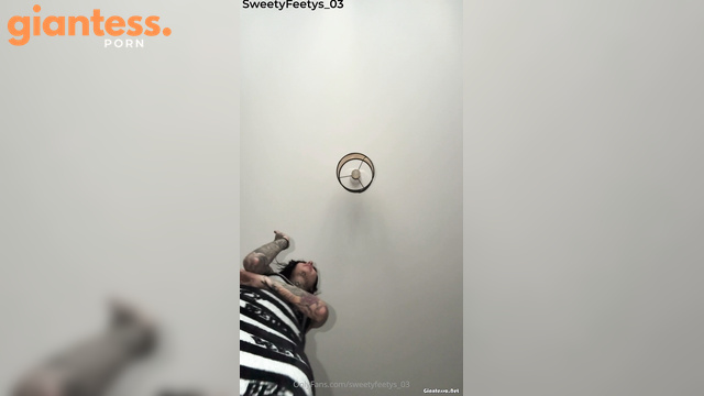 SweetyFeetys - Giantess POV Worship Her Sexy Feet Or Get Squished By Horny Soles