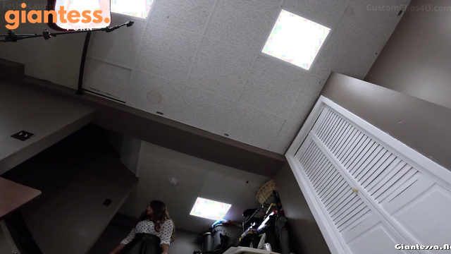 Media Impact Customs - Barefoot Giantess Sahrye Conducts A Wild Real Estate Home Inspection