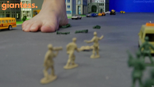 Media Impact Customs - Giantess Liz River Enjoys Some Sweet Barefoot Revenge In Pink Gloves