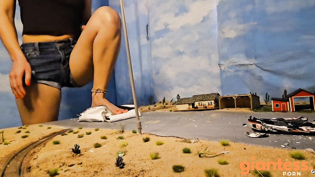 Strength GTS Dioramas - Sexy Giganta Rosie Delivers Intense Legs And Butt Crushing In Part 2