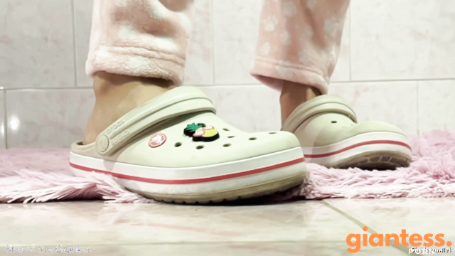 Rise Of The Giantess - Gorgeous Barefoot Giantess With Perfect Feet Awakens To Swallow Tiny