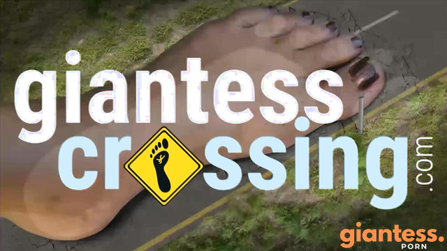 Giantess Loryelle – Dont Spy Your Giant Stepmom