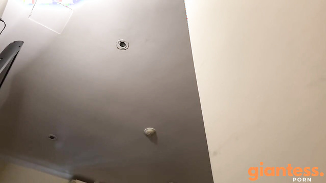 Colombian Big Ass – The Busty Gentle Giantess