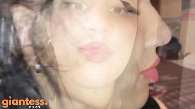 Colombian Big Ass – The Busty Gentle Giantess