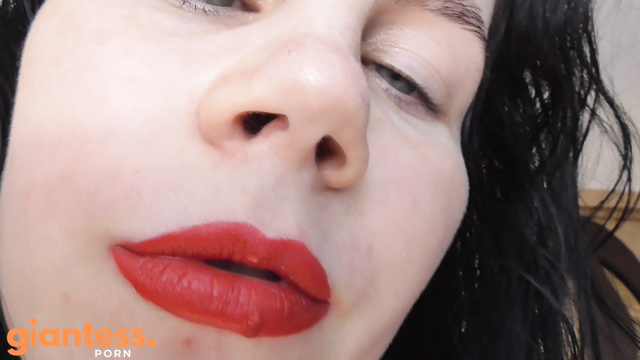 Anna Sky – Giant Woman Wants Eat You