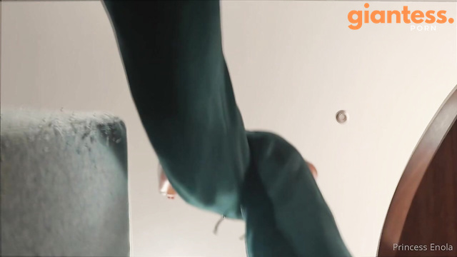 Mistress Enola Fetish - Giantess Enola