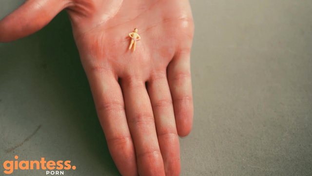 Toetally Devine – Giantess Squashing Compilation