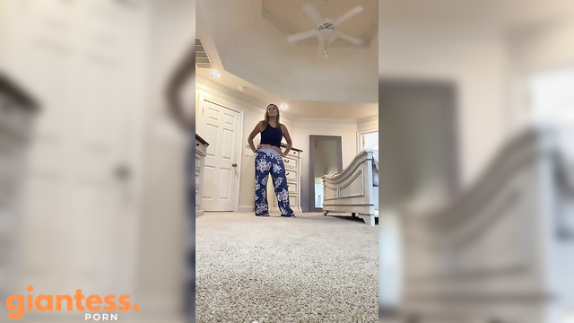 Rose Scott – Giantess Rose Plays With Her Son