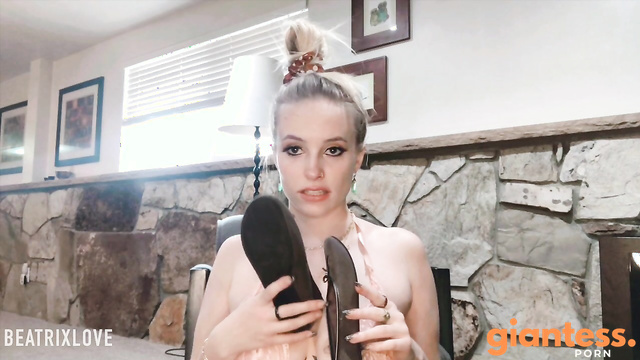Beatrix Love - Giantess Makes You Worship Her Flats