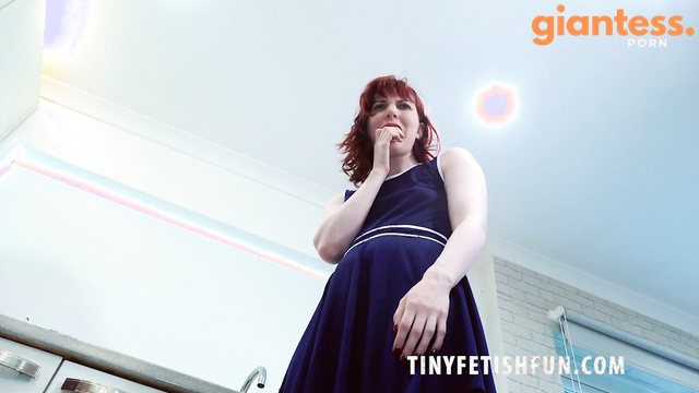 Tinyfetishfun – Giantess Crushes Little People With Blue Shoes