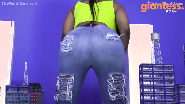 CustomClips4U – The Boss Booming And Shaking