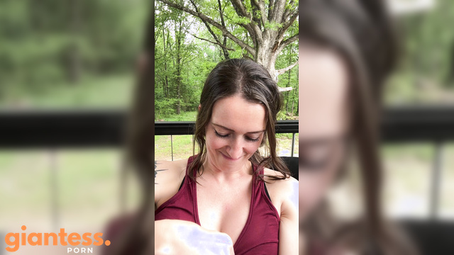 Giantess Ashton – Porch Naps