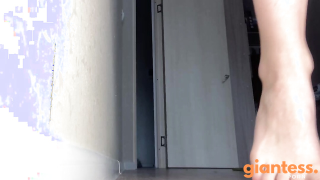 Nelly Giantess – Tiny Man What Are You Doing In My House