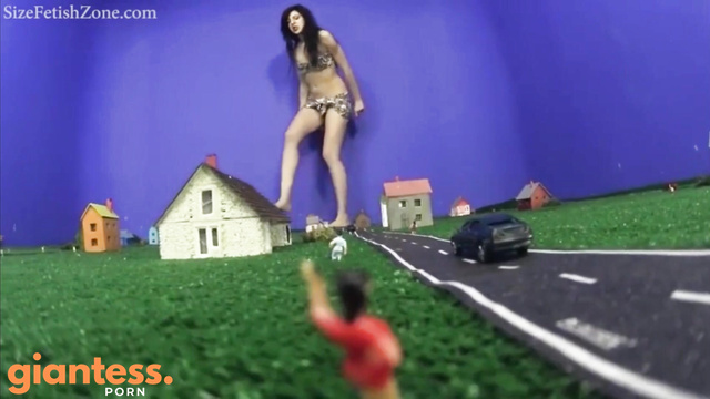 GiantessZone Clips – Neighborhood Crush