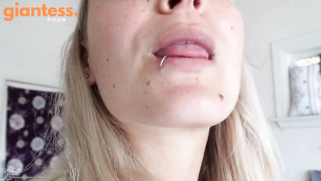 Goddess Aurora – Giantess Pov