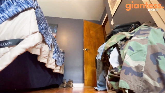 Maggierosexo – Giantess Catches You After Peeping