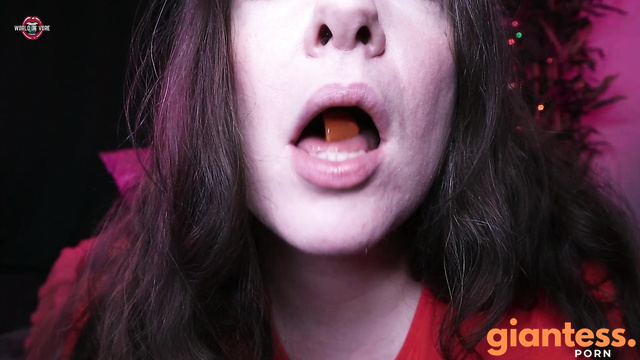 World of Vore – Kissing My Tiny Boyfriend