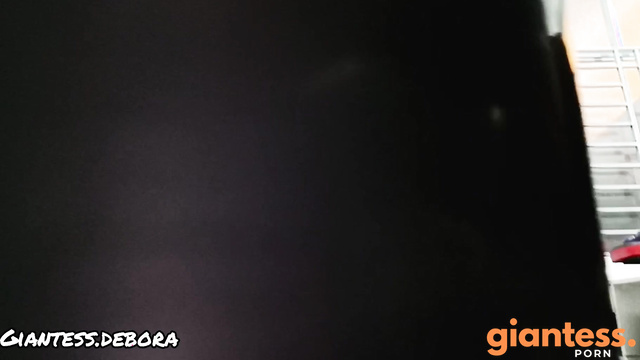 Giantess Debora – Giantess Halloween