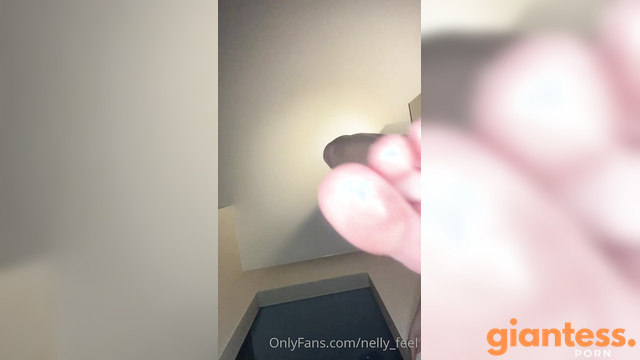 Nelly Giantess – Maybe You Want Me To Scold You My Tinny Man