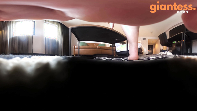 Shrink U Down - How will Giantess Cassandra CRUSH you?