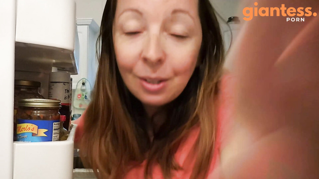 Ginarys Giantess Adventures - Naughty little slave makes Giantess Melanie mad in the kitchen