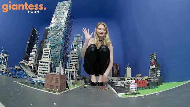 Media Impact Customs - Blonde Destroys the City Part 1