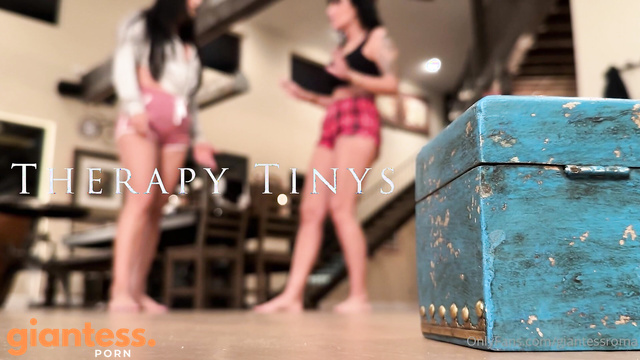 Giantess Ave - Giantess Roma - Mila Therapy Tiny's