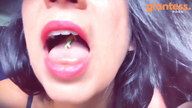 Drea_xoxo - Gentle Giantess Tease