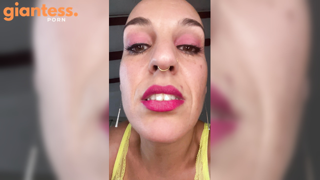 Emprexkala - Giantess K Teleporting To Giantess G