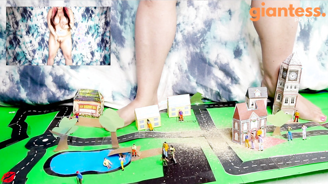 Clubdinasky - Giantess Takes On A Town