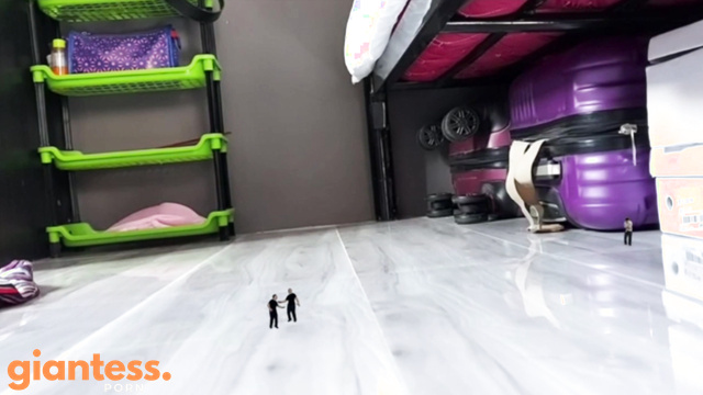 Giantess EditZ - The Sleeping Giantess Part 1