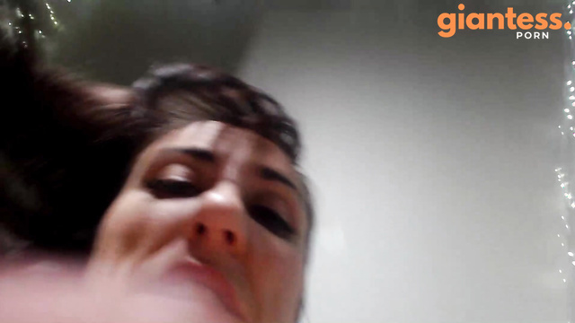 Marie717 – Giantess Boob Tease