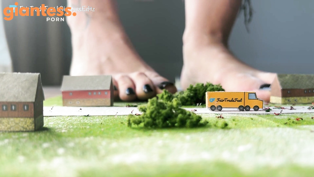 Giantess EditZ - Giantess Fair