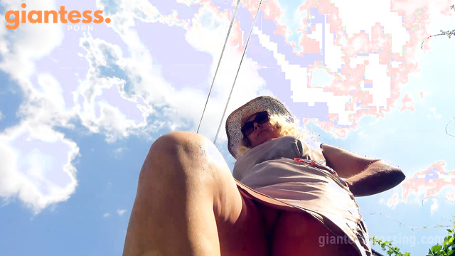 Giantess Loryelle - Airport Vanished Into A Giantess Dimension SFX