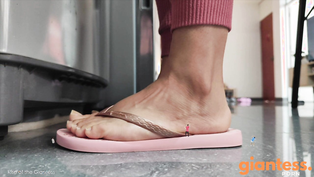 Rise Of The Giantess - Step Mom Accidentally Crushes Her Step Son And His Friends