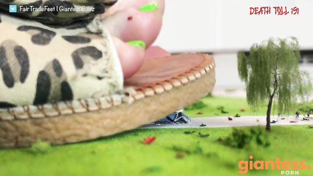 Giantess Fair Trade - The City Of Fair Trade Part 4
