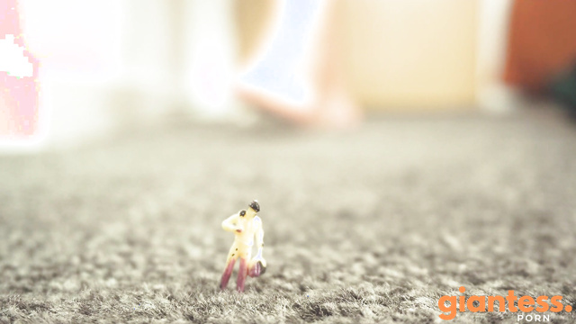 Sasha Curves - The Stealers Little People in Big Trouble