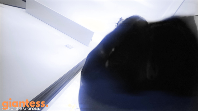 Rise of the Giantess - I'll Sit Wherever I Want with Giantess Kelly