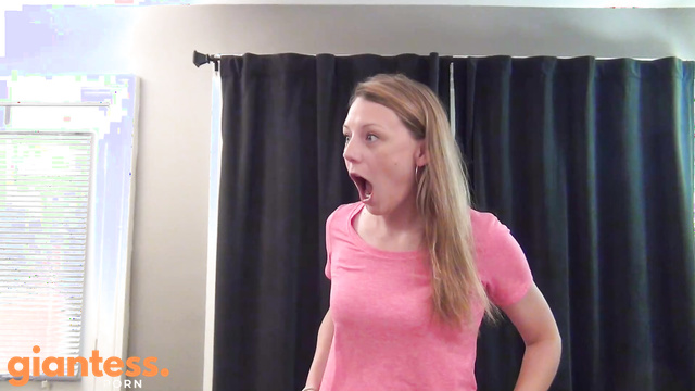 Southern Giantess - Cinamon Steals The Little Slave Boy