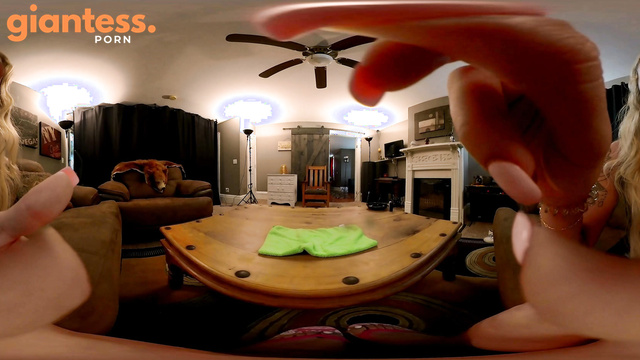 Southern Giantess - Krystal Finds You Shrunk And Scared