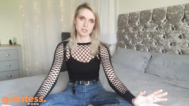 Lexi Snow - Giantess Now Tiny People Exterminator
